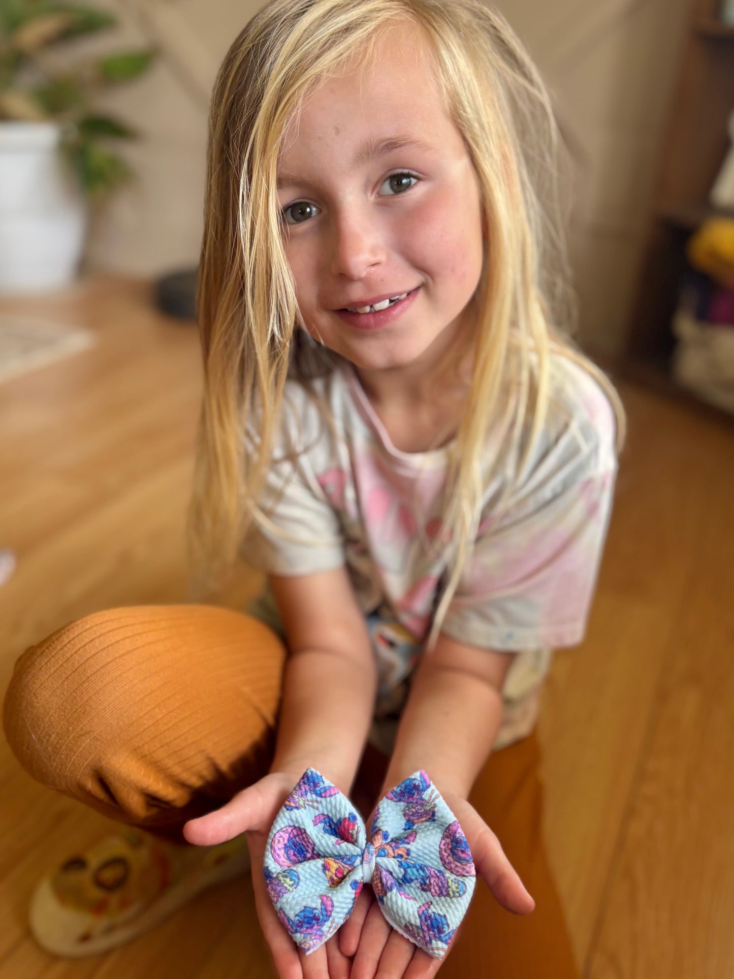 Stitch - Small Gabriella Bow