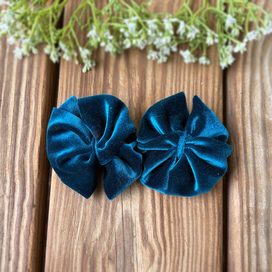 Teal Velvet - Messy Piggies