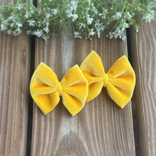 Yellow Velvet - Piggies