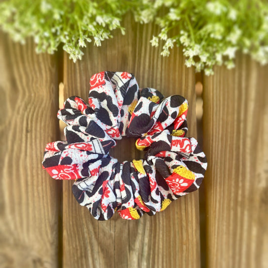 Chick Fil-A - Scrunchie